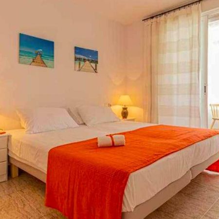 797 Holiday Rentals - Piso Para 4 Con Amplia Terraza Al Jardin Y Al Mar 贝纳尔马德纳 外观 照片