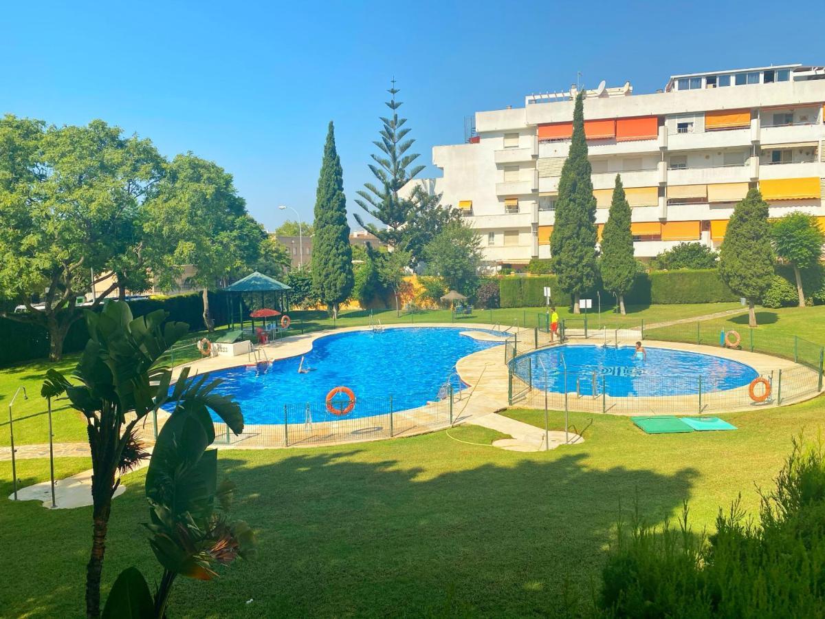 797 Holiday Rentals - Piso Para 4 Con Amplia Terraza Al Jardin Y Al Mar 贝纳尔马德纳 外观 照片
