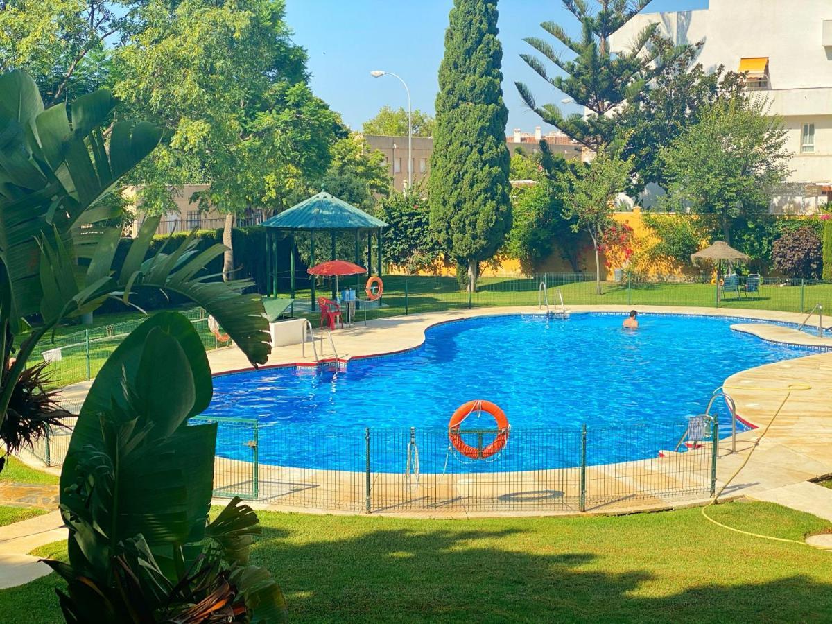 797 Holiday Rentals - Piso Para 4 Con Amplia Terraza Al Jardin Y Al Mar 贝纳尔马德纳 外观 照片
